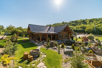 Prodej domu 297 m², Milešovice