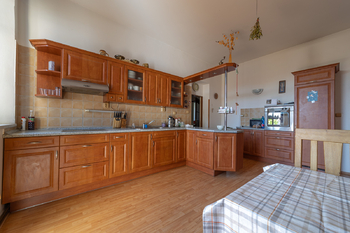 Prodej nájemního domu 300 m², Šumperk