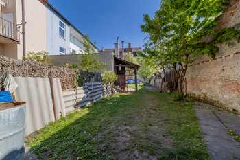 Prodej nájemního domu 300 m², Šumperk