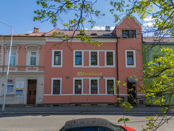 Prodej nájemního domu 300 m², Šumperk