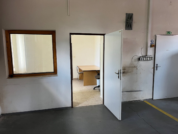 Pronájem skladovacích prostor 800 m², Hodonín