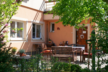 Větší dům čp.32 - Prodej ubytovacího zařízení 536 m², Sedlec-Prčice