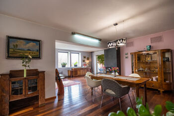 Pronájem domu 253 m², Praha 5 - Holyně