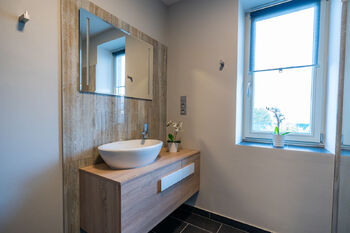 Pronájem domu 253 m², Praha 5 - Holyně