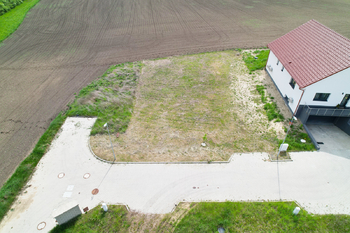 Prodej pozemku 851 m², Straškov-Vodochody