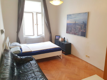 Pronájem bytu 2+1 v osobním vlastnictví 70 m², Praha 2 - Vyšehrad
