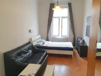 Pronájem bytu 2+1 v osobním vlastnictví 70 m², Praha 2 - Vyšehrad