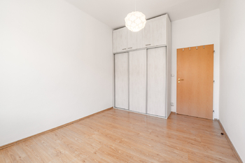 Ložnice - Pronájem bytu 2+1 v osobním vlastnictví 52 m², Praha 10 - Strašnice
