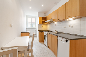 Kuchyň - Pronájem bytu 2+1 v osobním vlastnictví 52 m², Praha 10 - Strašnice
