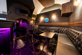Pronájem obchodních prostor 153 m², Praha 1 - Nové Město