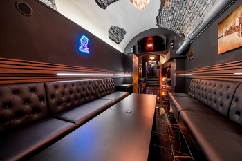 Pronájem obchodních prostor 153 m², Praha 1 - Nové Město