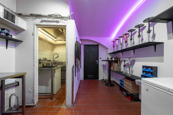 Pronájem obchodních prostor 153 m², Praha 1 - Nové Město