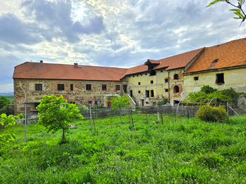 Prodej zemědělského objektu 378 m², Podbořany