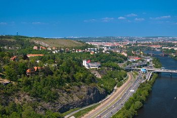 Prodej domu 950 m², Praha 5 - Hlubočepy