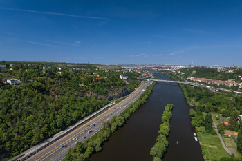 Prodej domu 950 m², Praha 5 - Hlubočepy