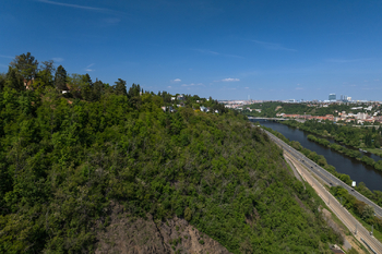 Prodej domu 950 m², Praha 5 - Hlubočepy