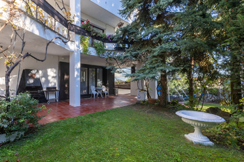 Prodej domu 950 m², Praha 5 - Hlubočepy