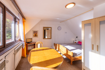 Prodej domu 950 m², Praha 5 - Hlubočepy