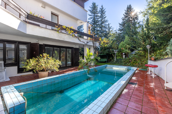 Prodej domu 950 m², Praha 5 - Hlubočepy