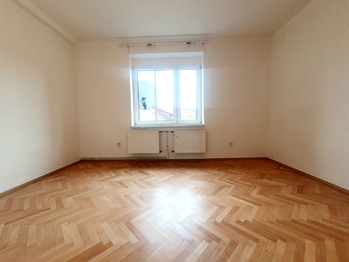 Pronájem bytu 3+1 v osobním vlastnictví 139 m², Kladno