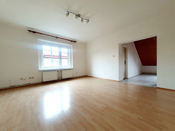Pronájem bytu 3+1 v osobním vlastnictví 139 m², Kladno
