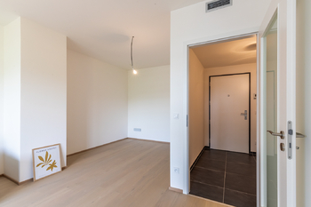 Prodej bytu 2+kk v osobním vlastnictví 53 m², Praha 4 - Modřany