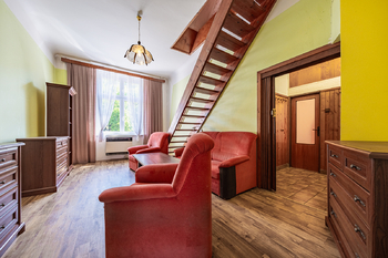 Prodej bytu 4+1 v osobním vlastnictví 102 m², Karlovy Vary