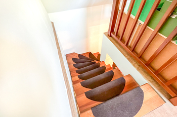 Scodiště do podkroví - Prodej domu 186 m², Radovesnice II
