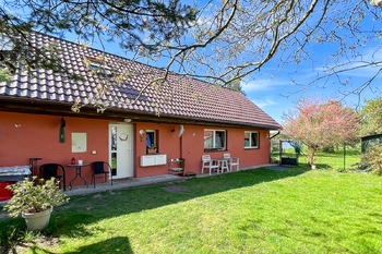 Vstup do 2+kk+ půdní místnost - Prodej domu 186 m², Radovesnice II