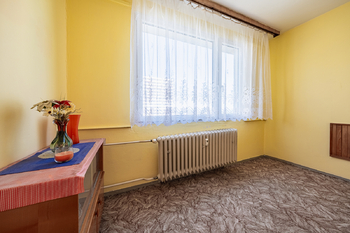 Prodej bytu 3+1 v osobním vlastnictví 63 m², Chomutov