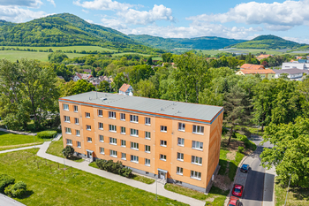 Prodej bytu 3+1 v osobním vlastnictví 65 m², Klášterec nad Ohří
