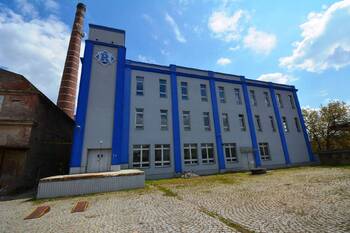 Pronájem výrobních prostor 1422 m², Černožice
