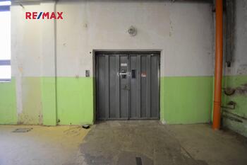 Pronájem skladovacích prostor 2756 m², Černožice