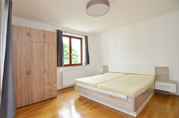 Pronájem bytu 2+kk v osobním vlastnictví 73 m², Praha 2 - Vinohrady