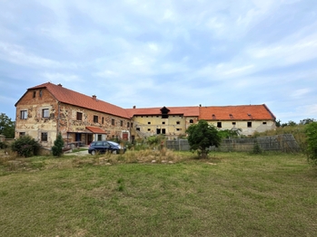 Prodej zemědělského objektu 732 m², Podbořany