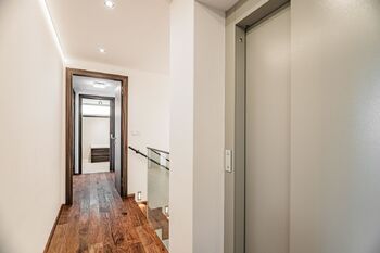 Pronájem domu 382 m², Praha 5 - Jinonice