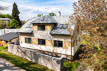 Prodej domu 200 m², Křešín