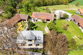 Prodej domu 200 m², Křešín