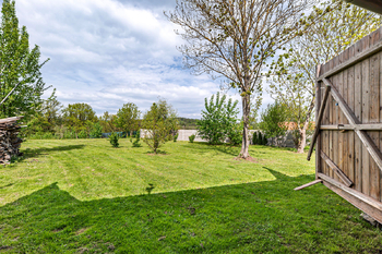 Prodej domu 200 m², Křešín