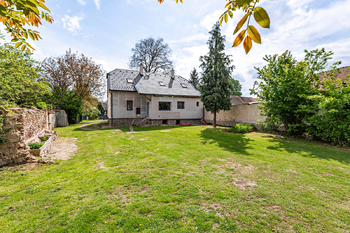 Prodej domu 200 m², Křešín