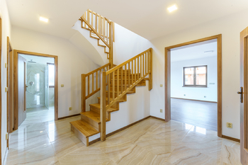 Pronájem domu 180 m², Drhovy