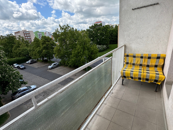 lodžie - Pronájem bytu 2+1 v osobním vlastnictví 54 m², Kladno