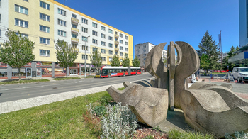 Prodej bytu 3+1 v osobním vlastnictví 74 m², Hradec Králové