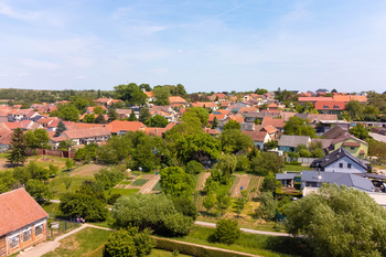 Prodej pozemku 2130 m², Syrovice