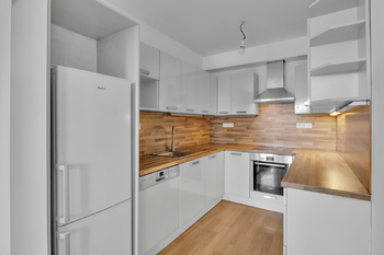 kuchyně - Prodej bytu 2+kk v osobním vlastnictví 45 m², Praha 10 - Uhříněves