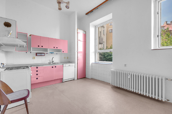 Prodej bytu 1+1 v osobním vlastnictví 51 m², Hradec Králové