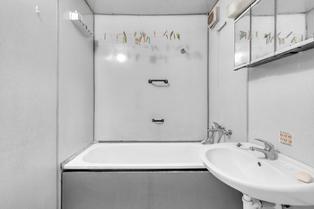 Prodej bytu 1+1 v osobním vlastnictví 51 m², Hradec Králové