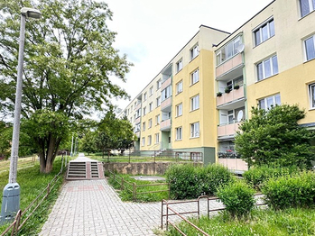 Prodej bytu 3+1 v družstevním vlastnictví 68 m², Postoloprty
