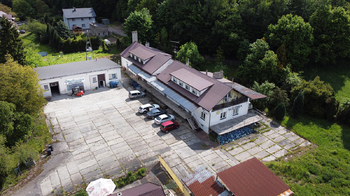 +420 604 191 744 I denisa.myslivcova@re-max.cz - Prodej výrobních prostor 897 m², Kończyce Małe