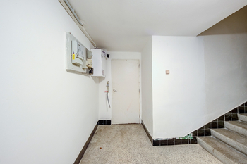 Prodej bytu 1+1 v osobním vlastnictví 30 m², Praha 4 - Michle